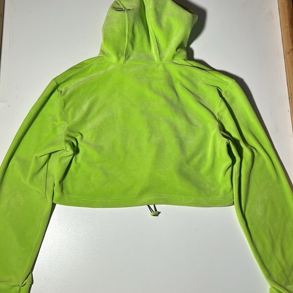Danielle Guizio Green Velvet Cropped Pull Over Sz S E - Picture 6 of 7